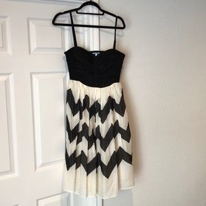 Chevron strapless or with straps dress
